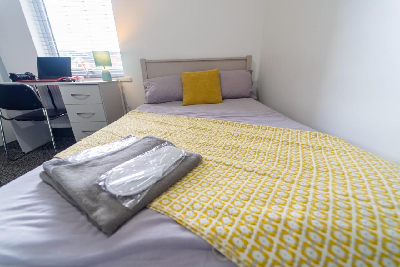 Free Parking Cosy Studios Close To City And Qe And Uob! 伯明翰 客房 照片