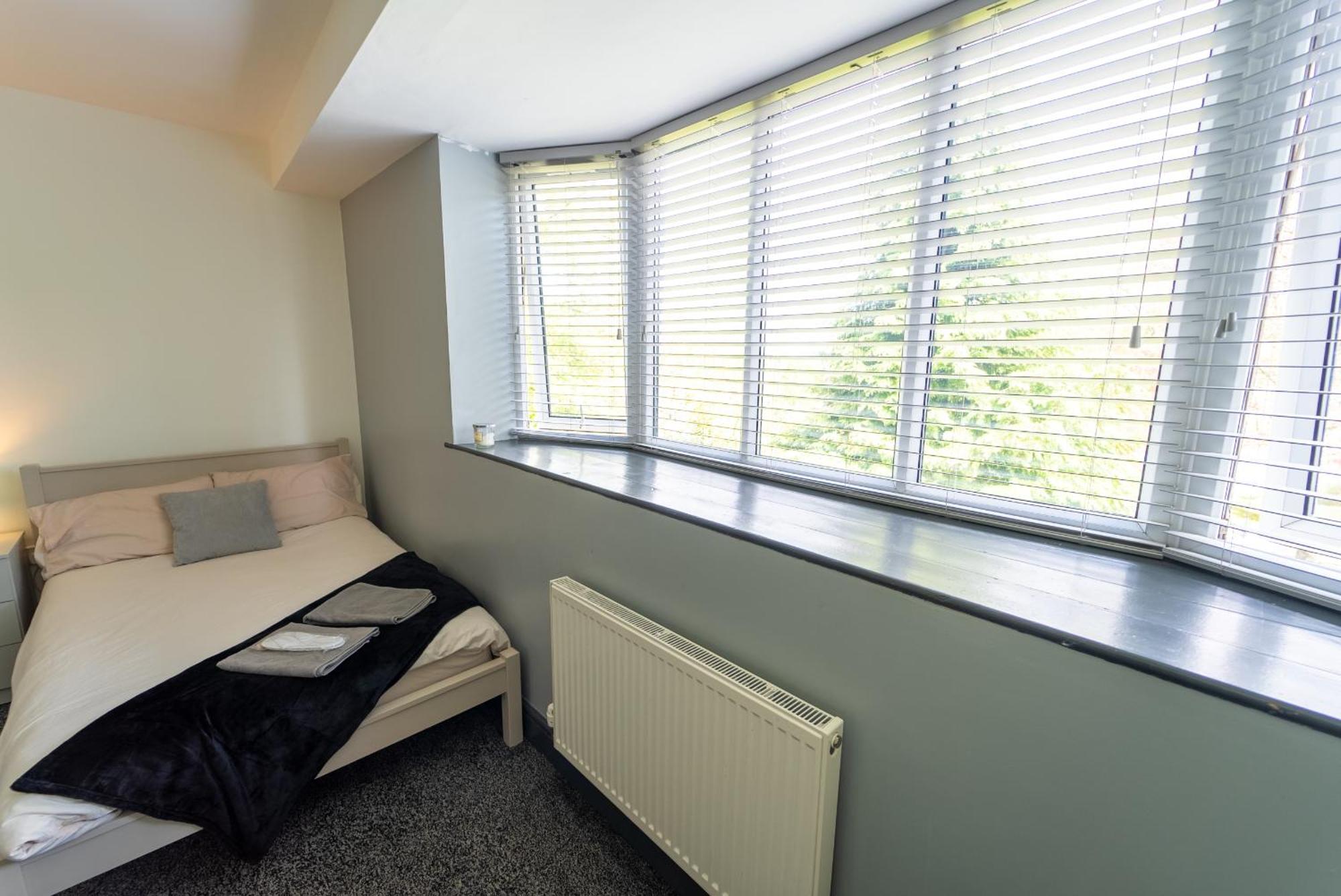 Free Parking Cosy Studios Close To City And Qe And Uob! 伯明翰 客房 照片